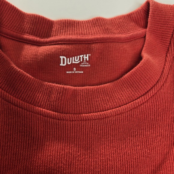 Duluth Trading Women's Red Long Sleeve Pocketed Shirt Weekend Wear Small. A13 - Picture 2 of 5